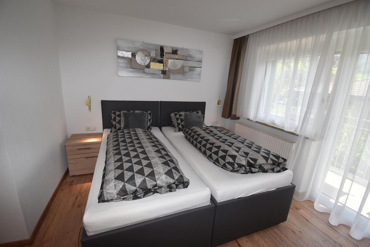 Hotel Martina Тельфс Экстерьер фото