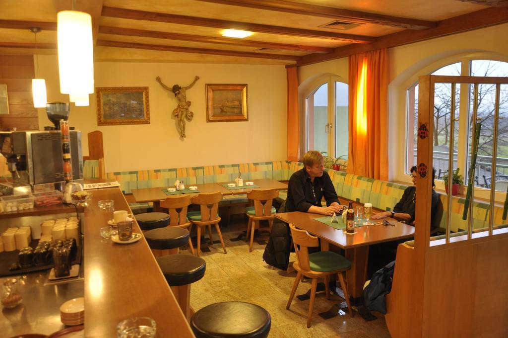 Hotel Martina Тельфс Экстерьер фото