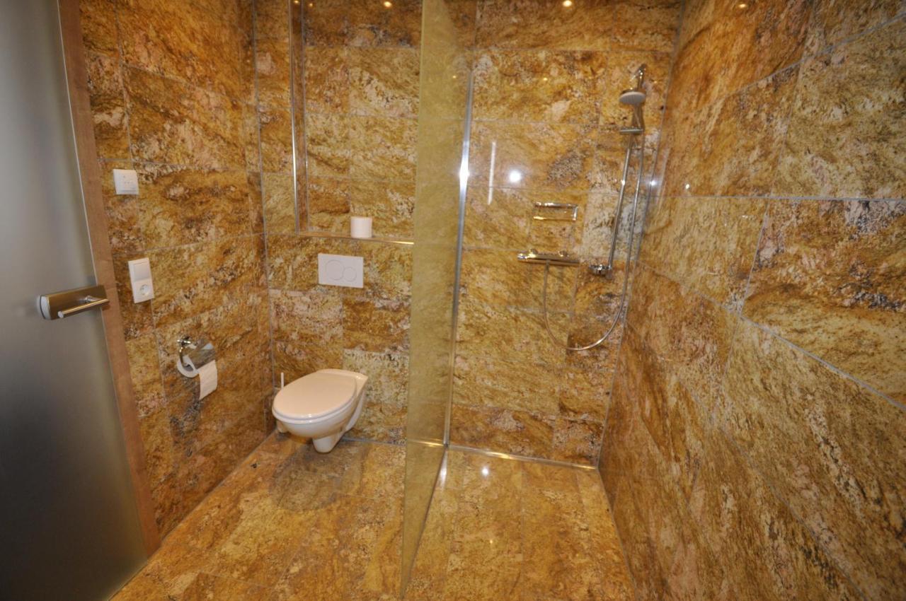 Hotel Martina Тельфс Экстерьер фото