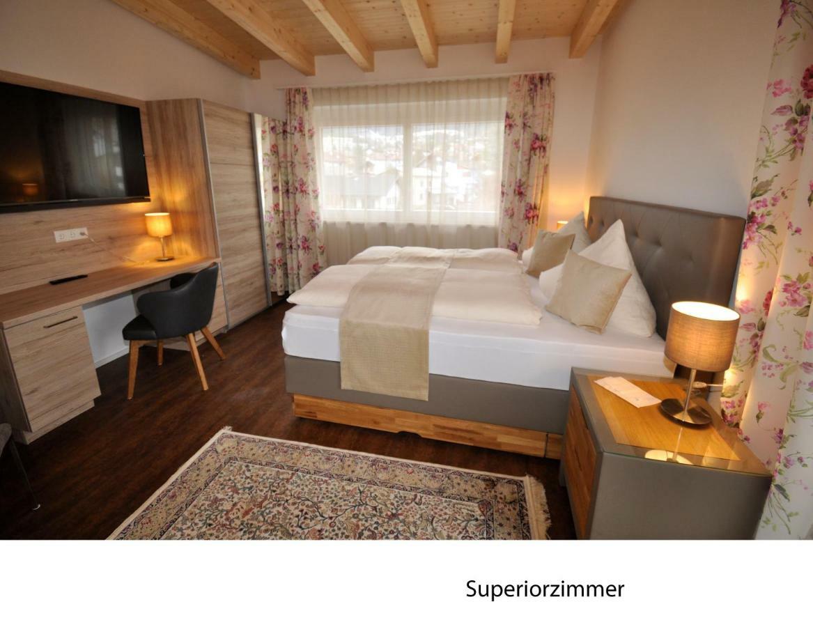 Hotel Martina Тельфс Экстерьер фото